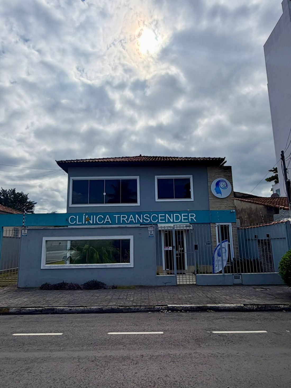 Fachada da unidade Resende — Clínica Transcender